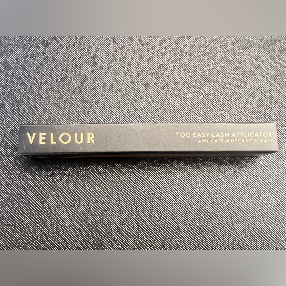 NIB VELOUR too easy lash applicator